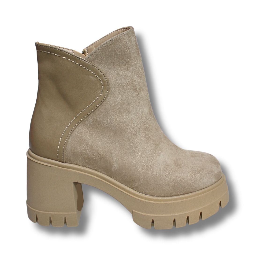 Boots | 3981