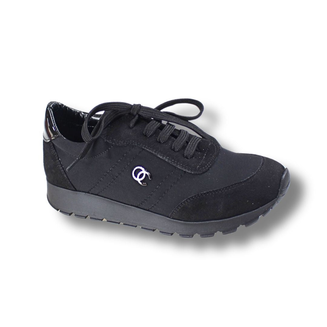 Sneakers | 3381