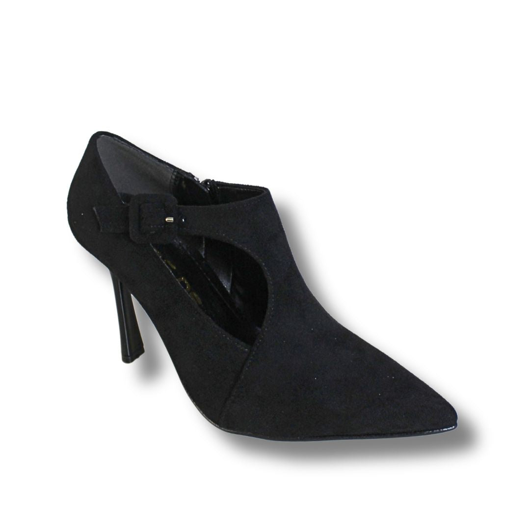 Heels | 94016