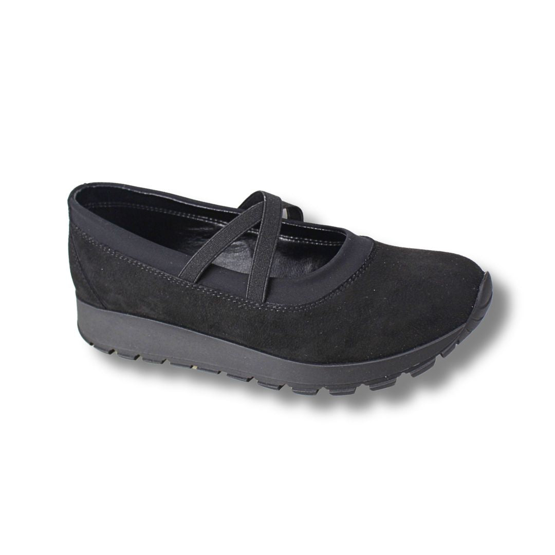 sneakers | 3384