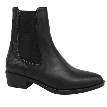 GoWest Boots | Larina