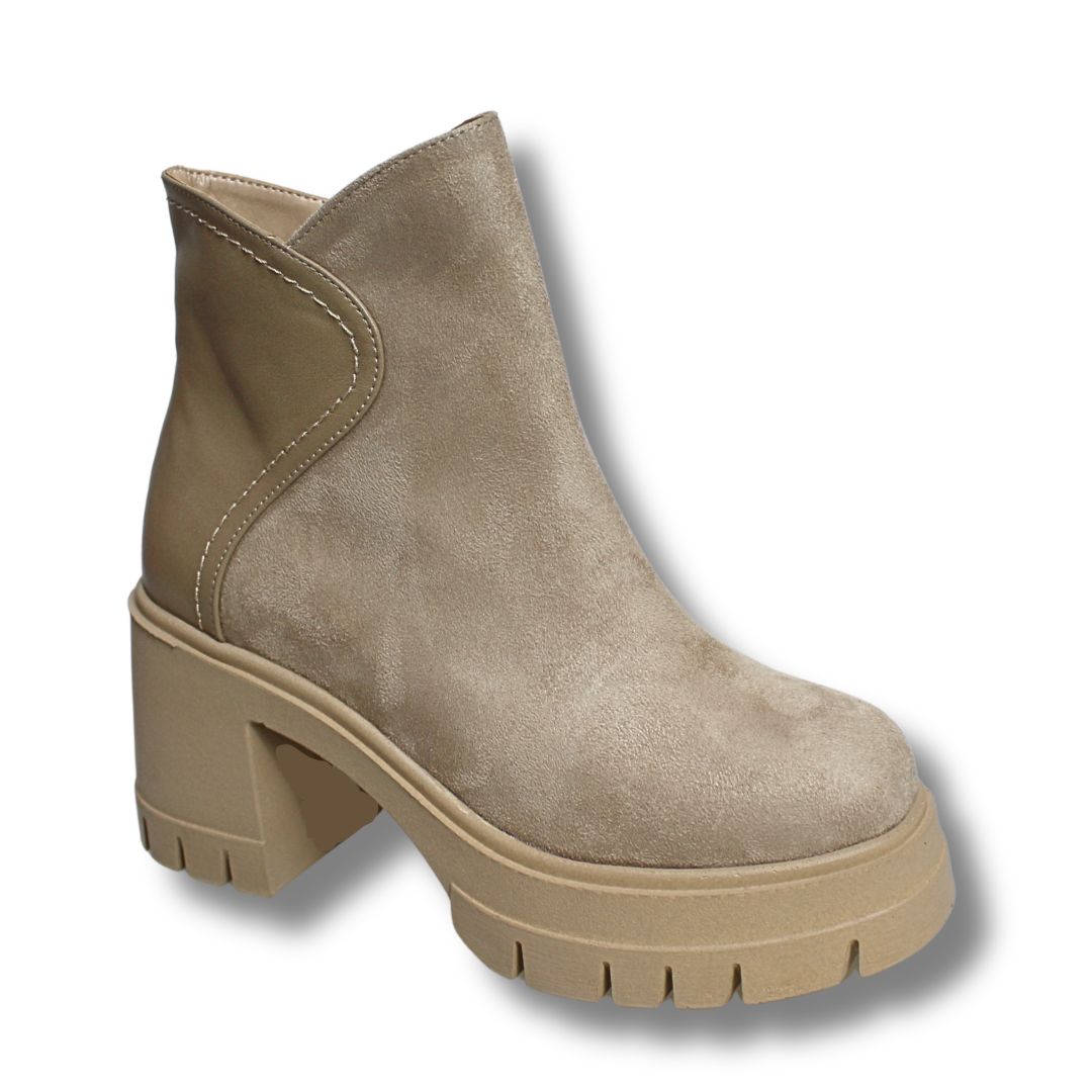 Boots | 3981