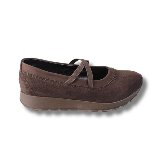 sneakers | 3384