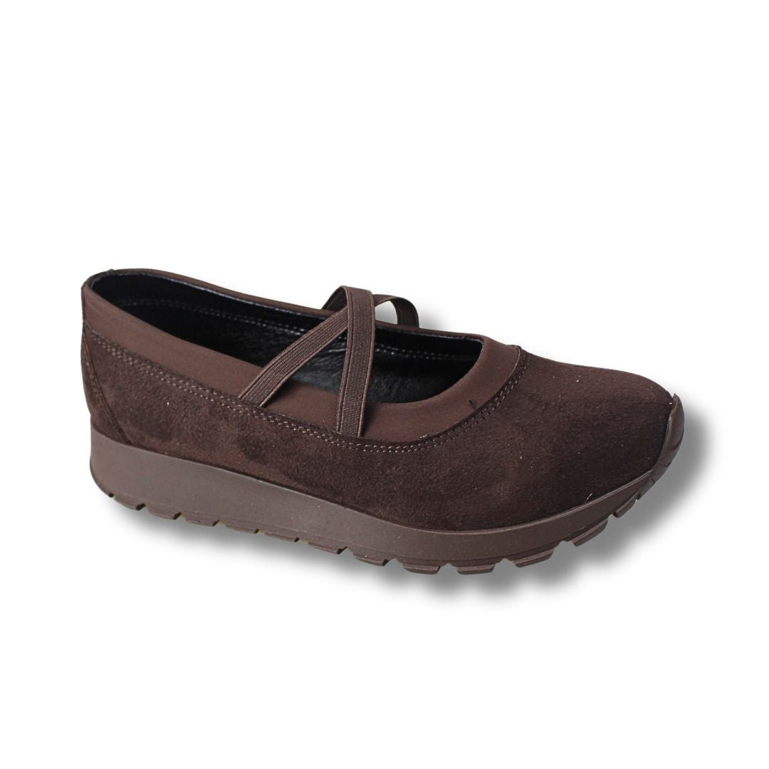 sneakers | 3384