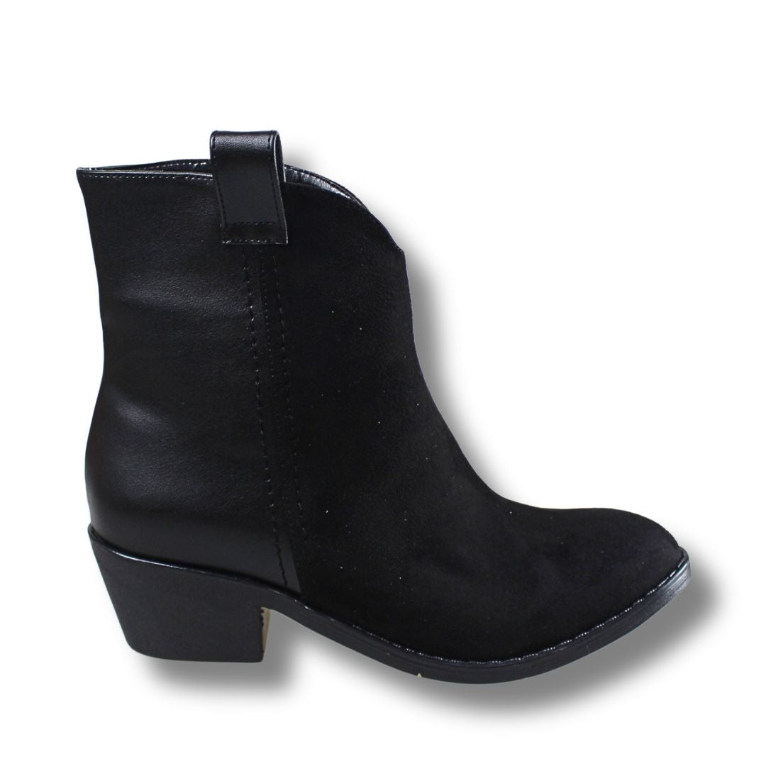 Boots | 3580
