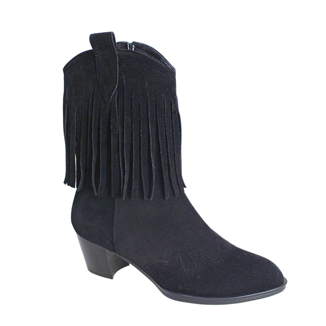 Boots  | 2558