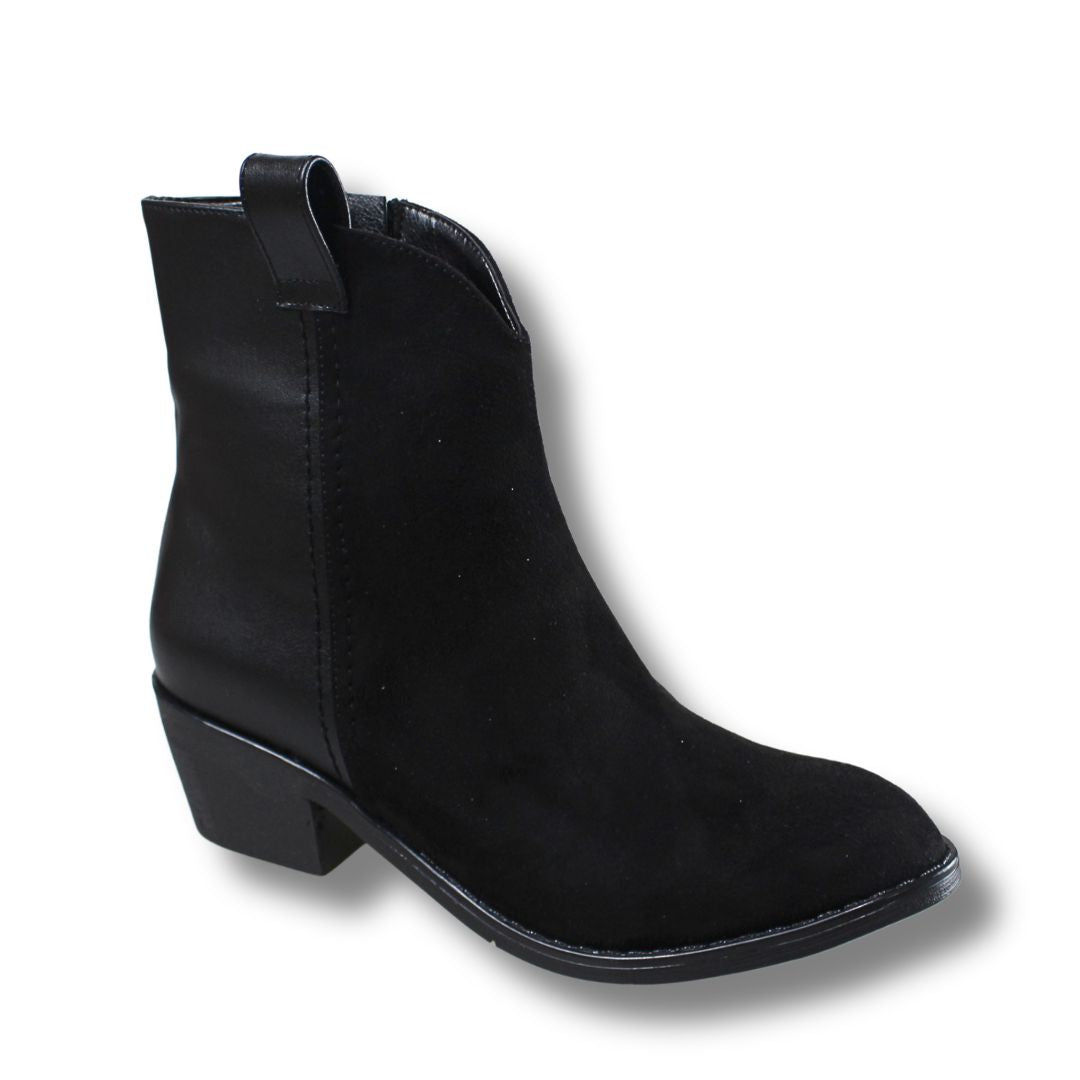 Boots | 3580